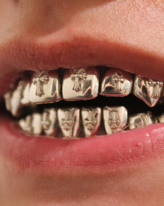 CAD-designed Cross Grillz – 925 Silver or 9K/14K Gold – Dental-Grade Fit